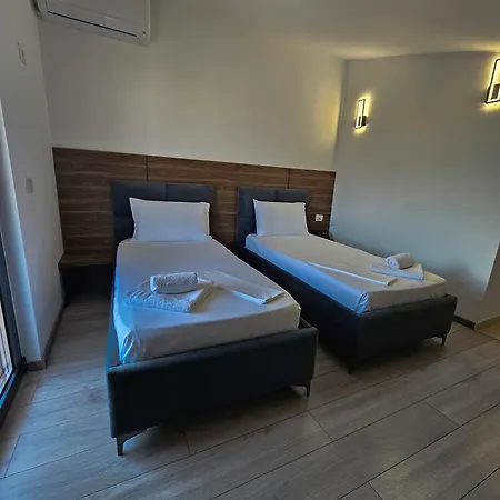 Hotel Agron